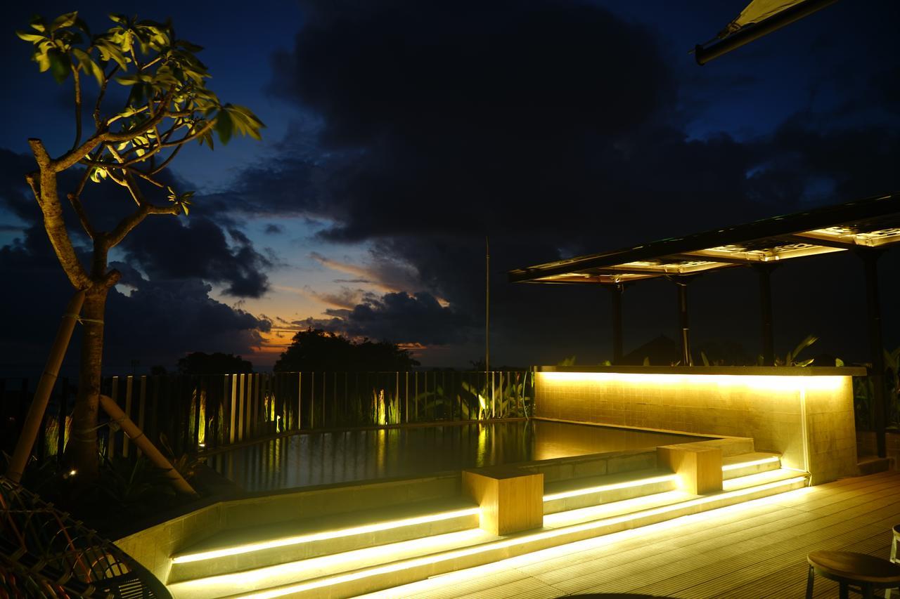 Borough Capsule Hostel Bali Legian  Luaran gambar
