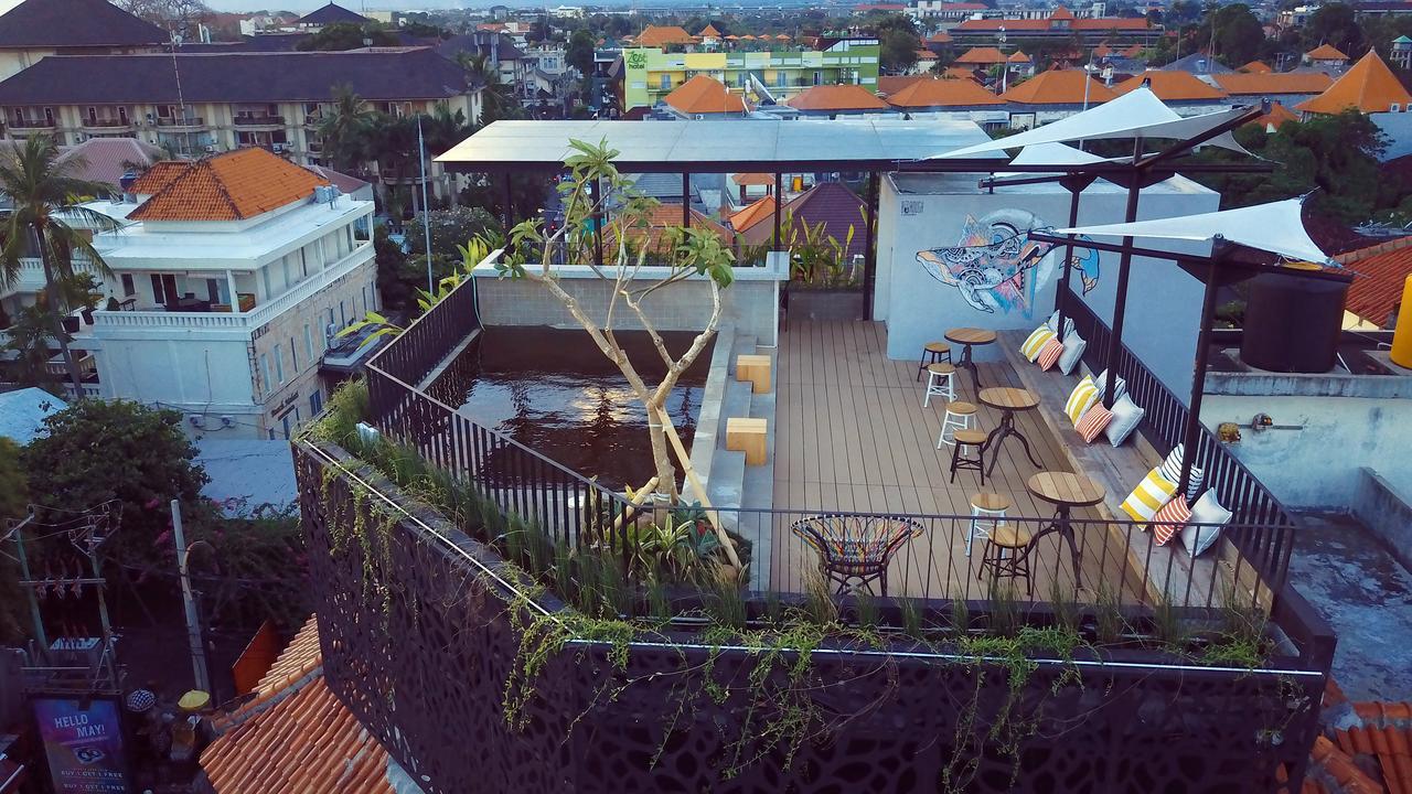 Borough Capsule Hostel Bali Legian  Luaran gambar
