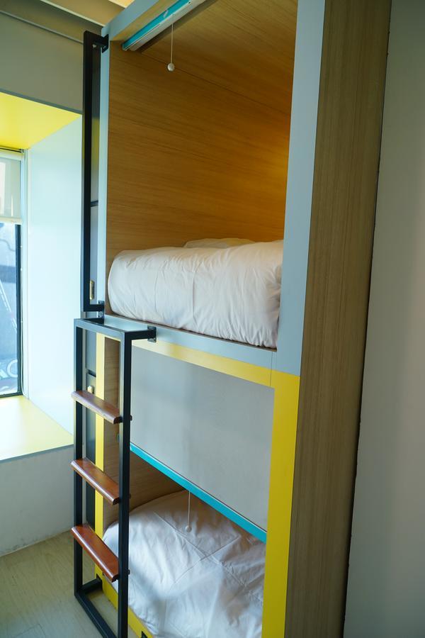 Borough Capsule Hostel Bali Legian  Luaran gambar